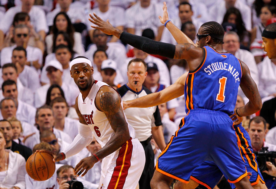 MIAMI, FL - APRIL 30: LeBron James #6 of the Miami Heat posts up Amare Stoudemire #1 of the New York Knicks during Game Two of the Eastern Conference Quarterfinals in the 2012 NBA Playoffs at American Airlines Arena on April 30, 2012 in Miami, Florida. NOTE TO USER: User expressly acknowledges and agrees that, by downloading and/or using this Photograph, User is consenting to the terms and conditions of the Getty Images License Agreement. (Photo by Mike Ehrmann/Getty Images)