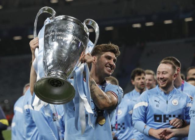 Man City hang tough to beat Inter and complete the treble