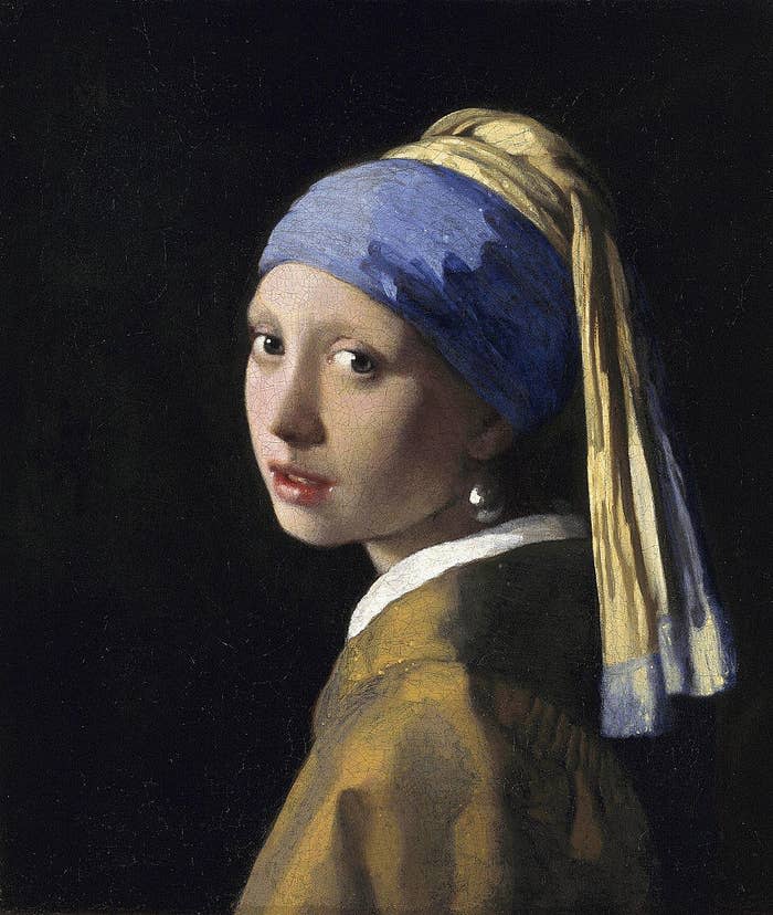 Vermeer didn't actually paint the empty background in Girl with a Pearl Earring. He painted a green curtain that has faded with time. He worked from the background to the foreground and also began by using shades of brown and black, before adding any colors.When it comes to the earring, 