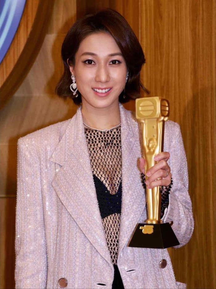 Linda was voted Favourite TVB Actress by Malaysian fans