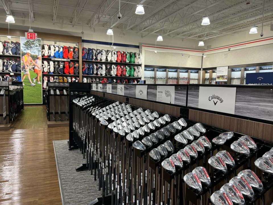 Golf Galaxy Performance Center stocks golf equipment, accessories, clothing and golf-related gifts.