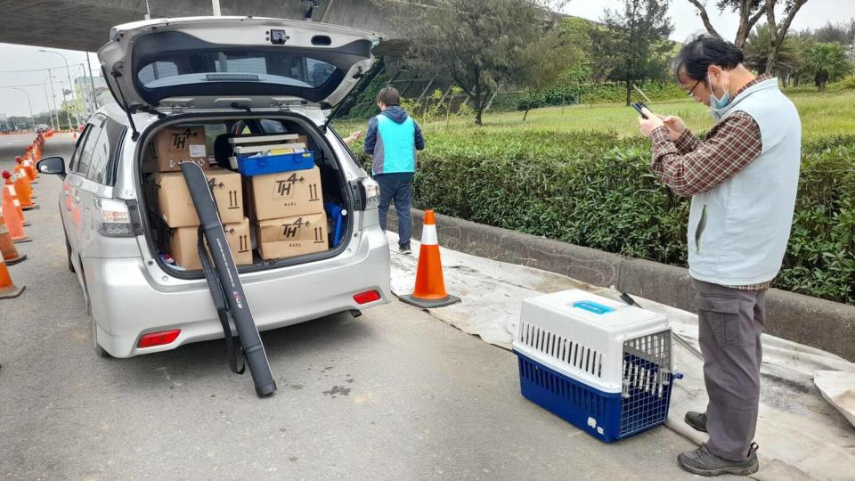 農業局為追捕狒狒，連日派出大批人力找尋狒狒蹤跡。   圖：桃園市農業局／提供（資料照）