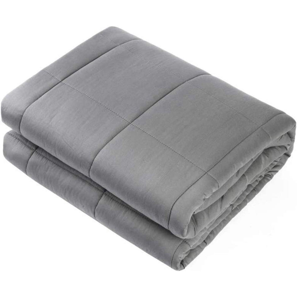 weighted blanket, cheap sleep products