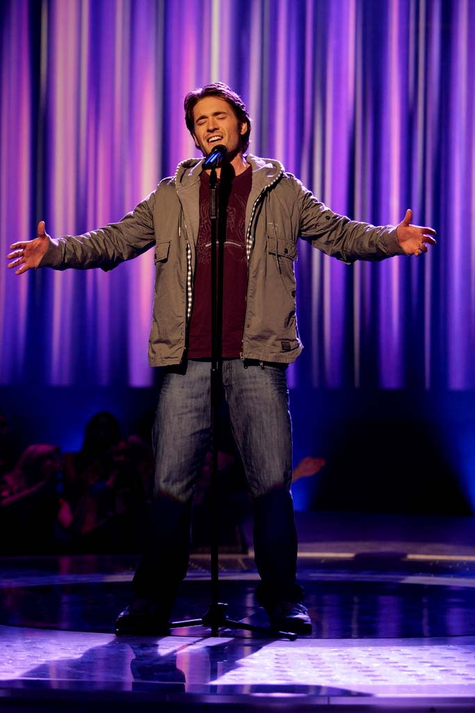 Luke Menard performs as one of the top 24 contestants on the 7th season of American Idol.