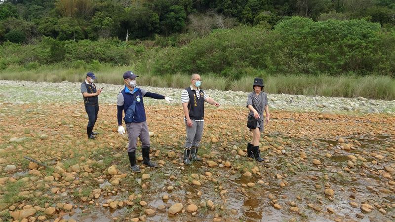 檢警將芫吉公司、土地仲介、地主等11人起訴並扣押財產，但遭汙染土地回復需耗費20億，恐由全民買單。(圖／翻攝畫面)