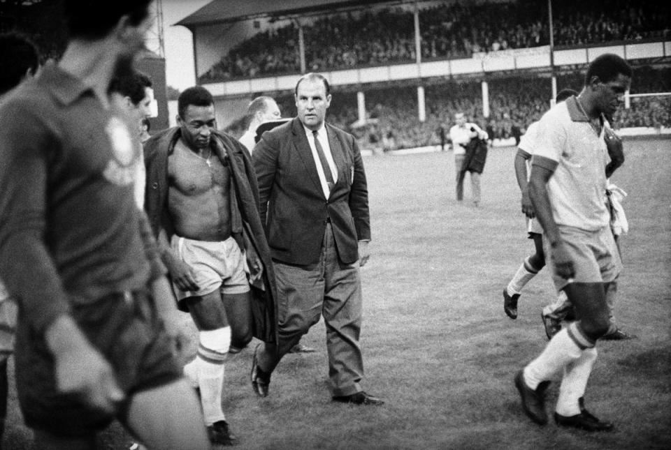 A dejected Pele leaves the field after the match. Portugal won the game 3-1 with two goals from Eusebio. (Getty Images)