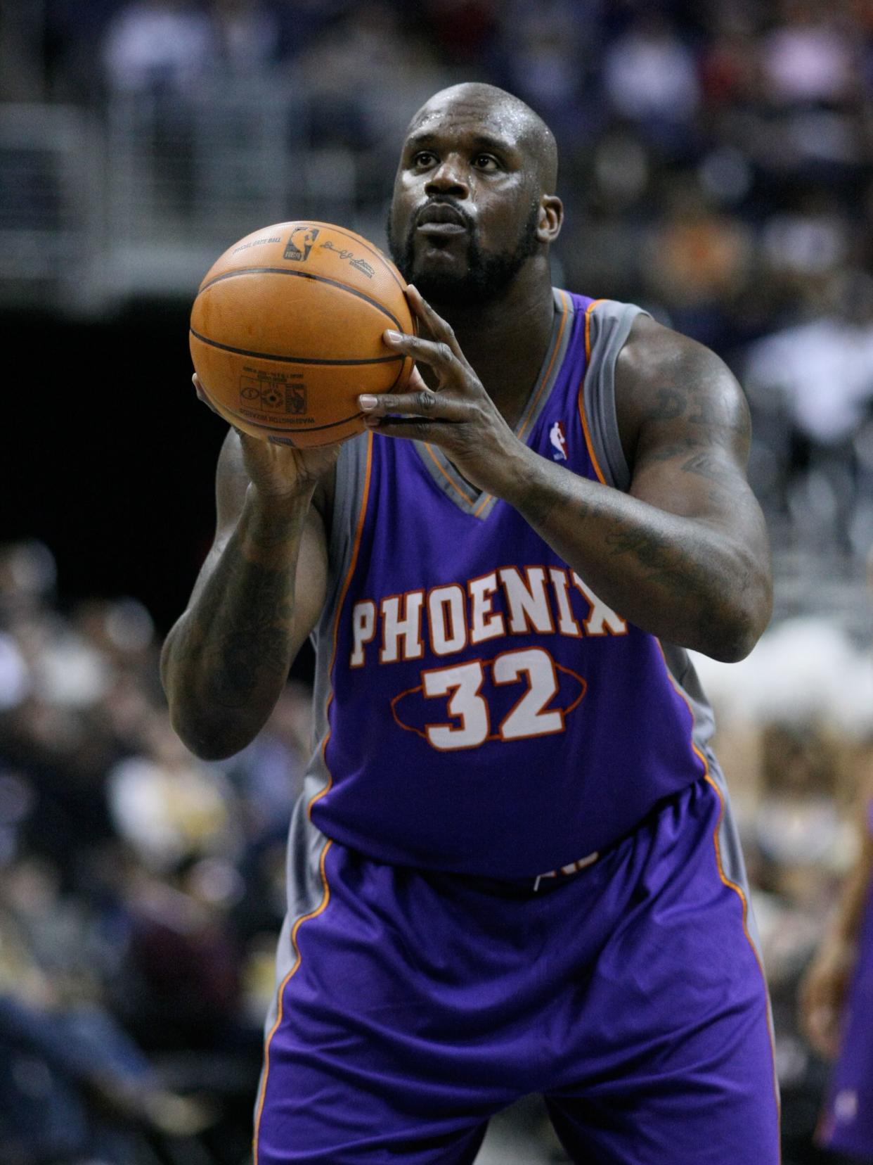 Shaquille O'Neal preparing to shoot a free throw