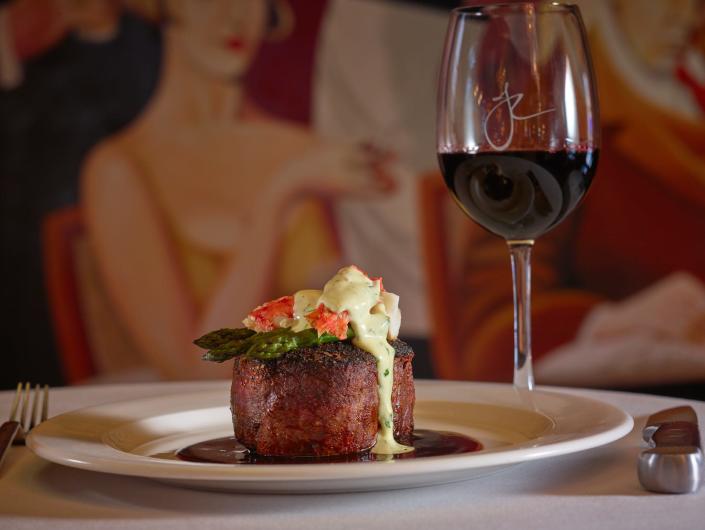 Steak Collinsworth at Jeff Ruby&#x002019;s Steakhouse