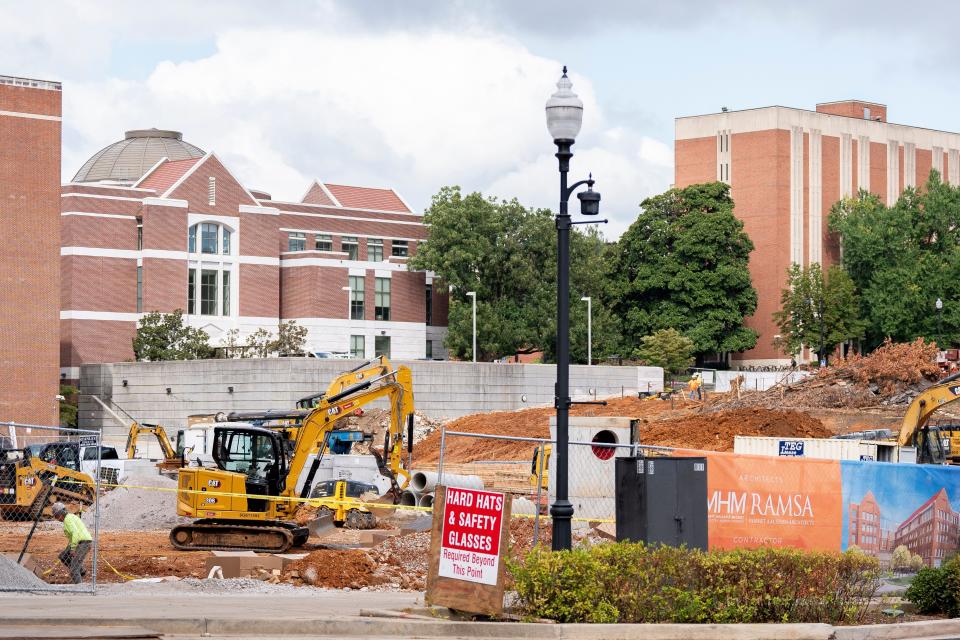 Construction continues at the site of a new building for the Haslam College of Business at the corner of Volunteer Boulevard and Cumberland Avenue on the University of Tennessee's campus in Knoxville on Monday, Aug. 19, 2022.