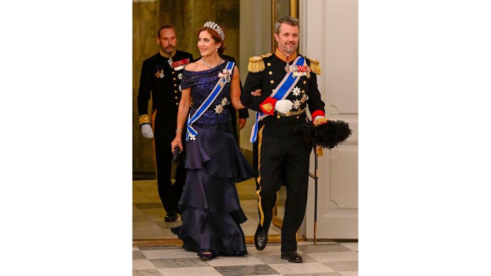 Queen Mary and King Frederik arrive at Icelandic gala dinner