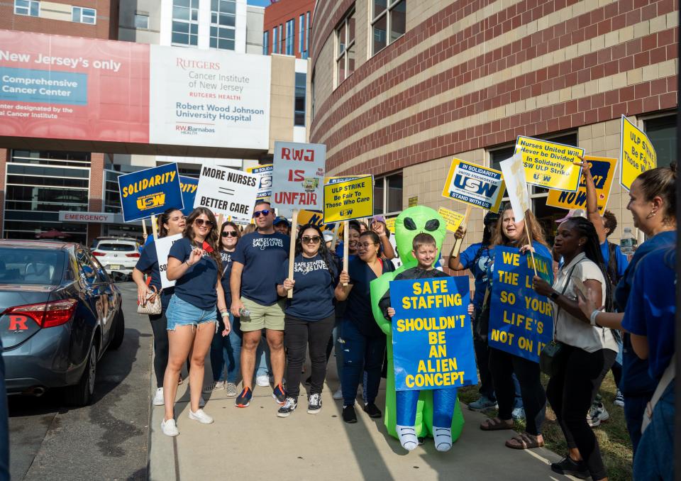 Robert Wood Johnson University Hospital and United Steel Workers 4-200, the union representing the hospital's more than 1,700 nurses, have reached a tentative contract agreement nearly four months into a work stoppage.