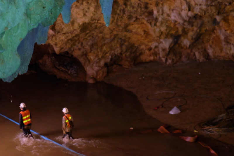 PHOTOS: Divers rescue all 13 from flooded cave in Thailand