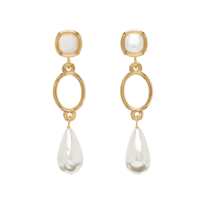 30) Gold Pearl Earrings