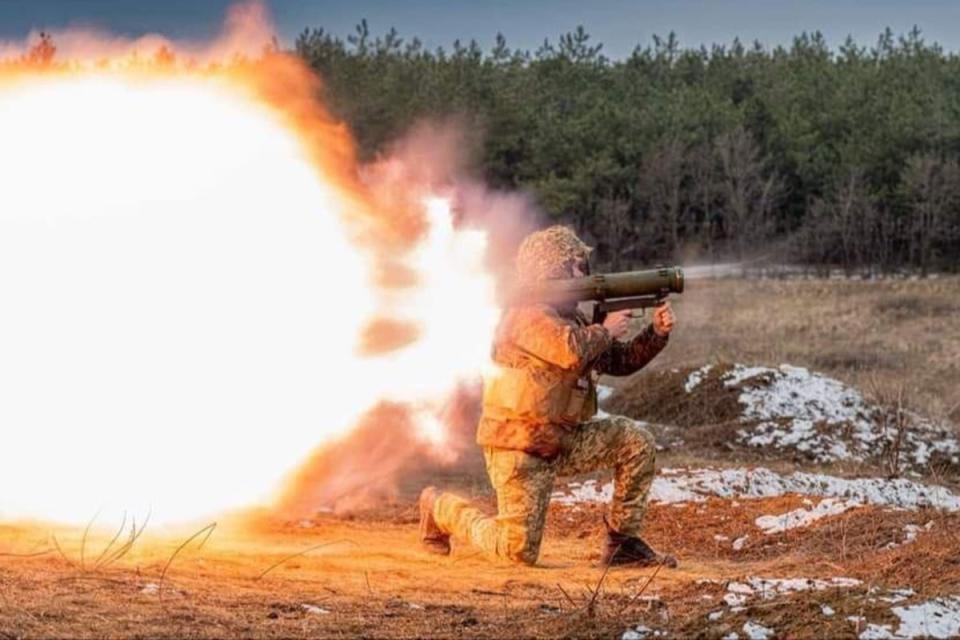 A Ukrainian soldier fires a shoulder-mounted rocket launcher at Russian positions near the frontline (General Staff of the Armed Forces of Ukraine)