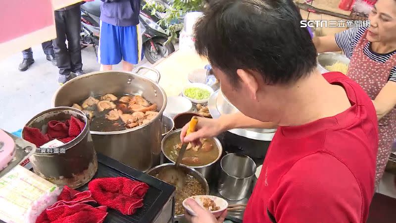 夜市爌肉飯老闆表示，退休之後想遊山玩水。（圖／資料照）