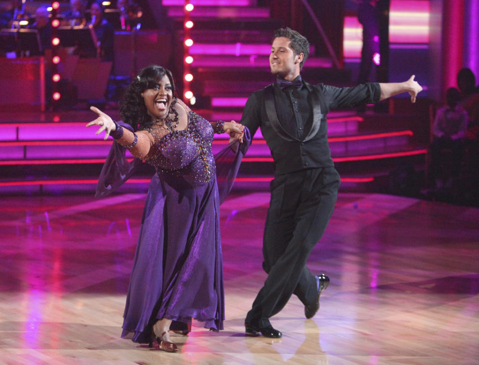 Sherri Shepherd and Val Chmerkovskiy perform on "Dancing With the Stars."