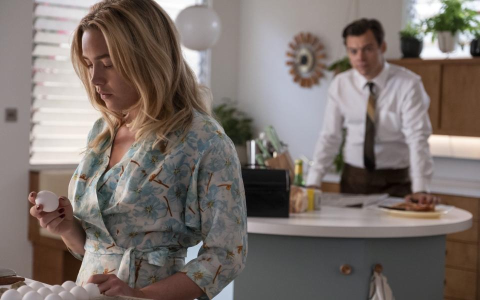 Florence Pugh and Harry Styles in Don't Worry Darling - Warner Bros
