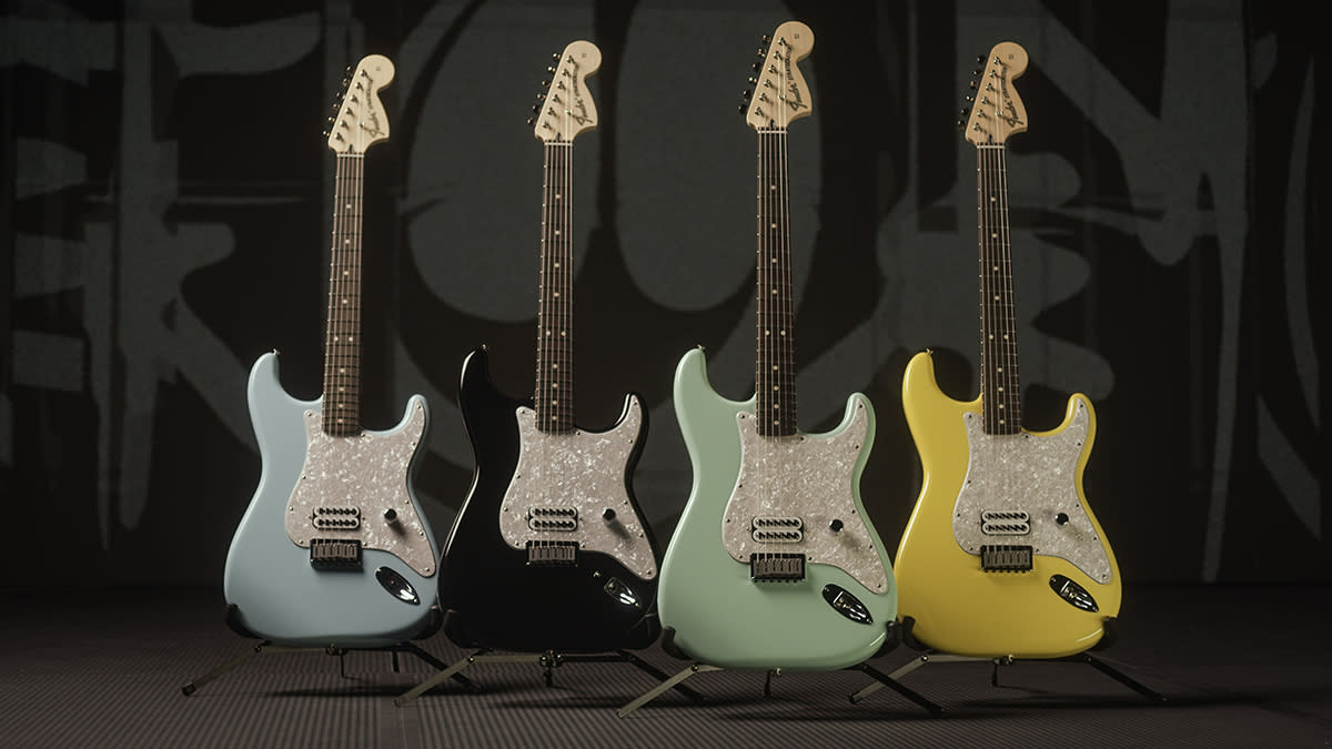  Tom DeLonge's Fender Limited Edition Stratocaster 