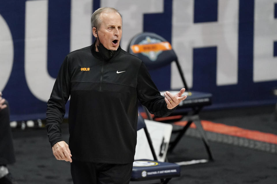 Tennessee head coach Rick Barnes has not found much success in the NCAA tournament. (AP Photo/Mark Humphrey)