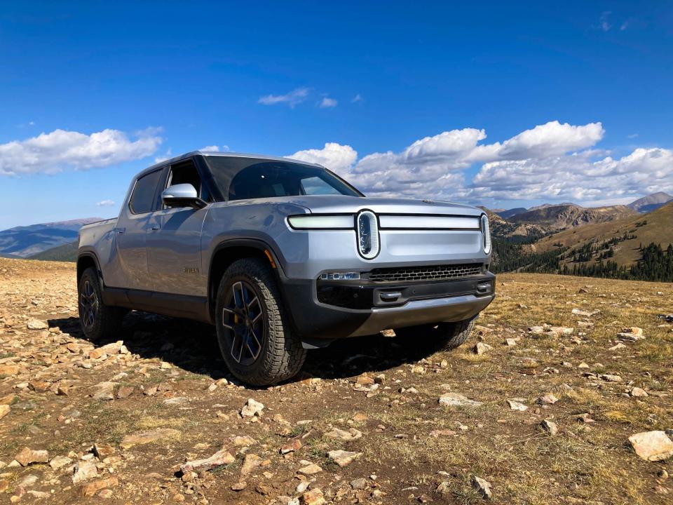 [EMBARGO 9/28 DNP] Rivian R1T