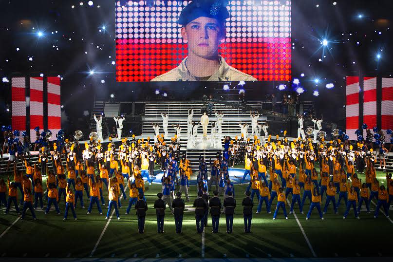 Billy Lynn (Joe Alwyn), dancers, and Alabama State Marching Hornets in TriStar Pictures' BILLY LYNN'S LONG HALFTIME WALK.