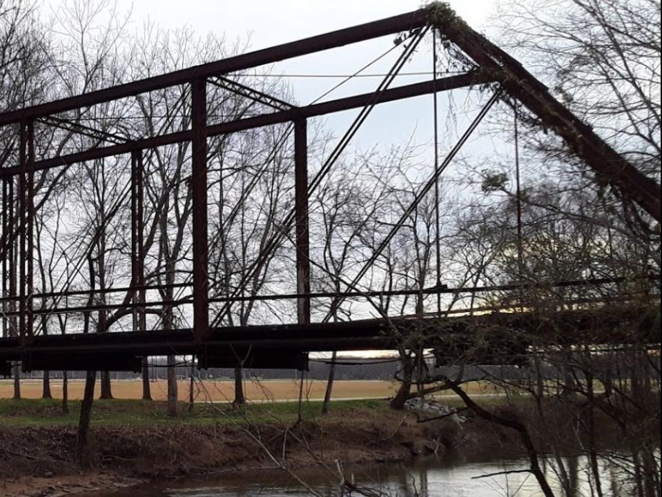 hell's gate bridge