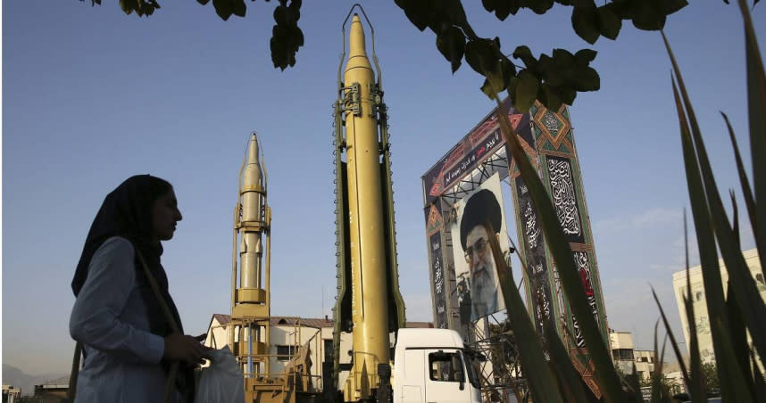 俄羅斯除了向伊朗採購無人機之外，還試圖以前所未有的軍事和技術支援，換取德黑蘭的數百枚彈道導彈。（圖／達志／美聯社）