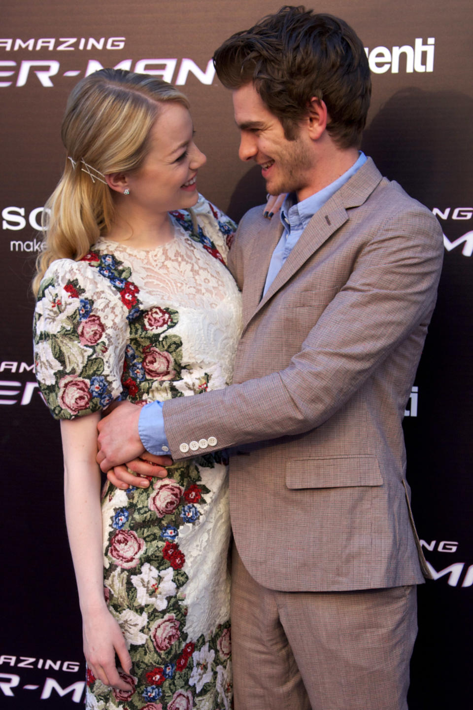 MADRID, SPAIN - JUNE 21: Actor Andrew Garfield and actress Emma Stone attend "The Amazing Spider-Man" premiere at Callao cinema on June 21, 2012 in Madrid, Spain. (Photo by Carlos Alvarez/Getty Images)