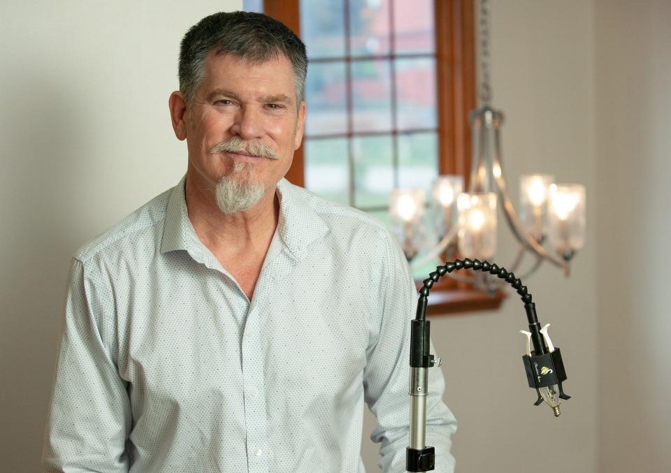 Brian Groves, of Brighton, is the inventor of the Chandelier Swan.