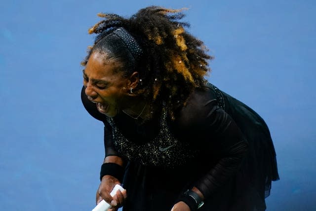 Serena Williams roars encouragement to herself 