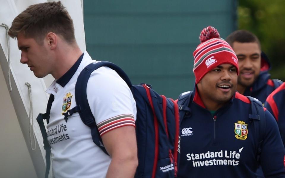 Owen Farrell, Kyle Sinckler and Stuart Hogg arrive for training