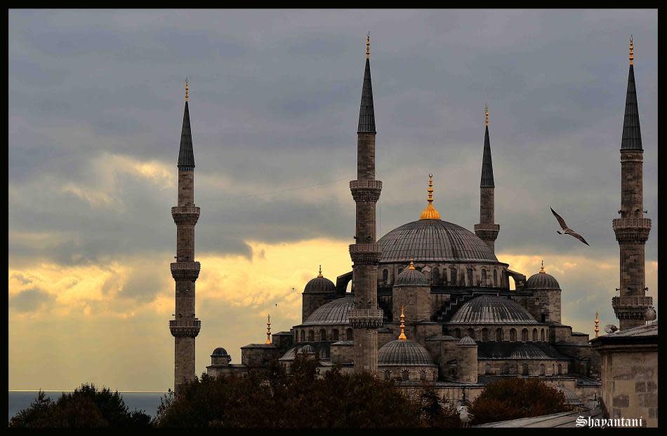 The Sultan Ahmed Mosque in Istanbul, also known as the Blue Mosque, was built between 1609 and 1616 during the reign of Sultan Ahmed I.