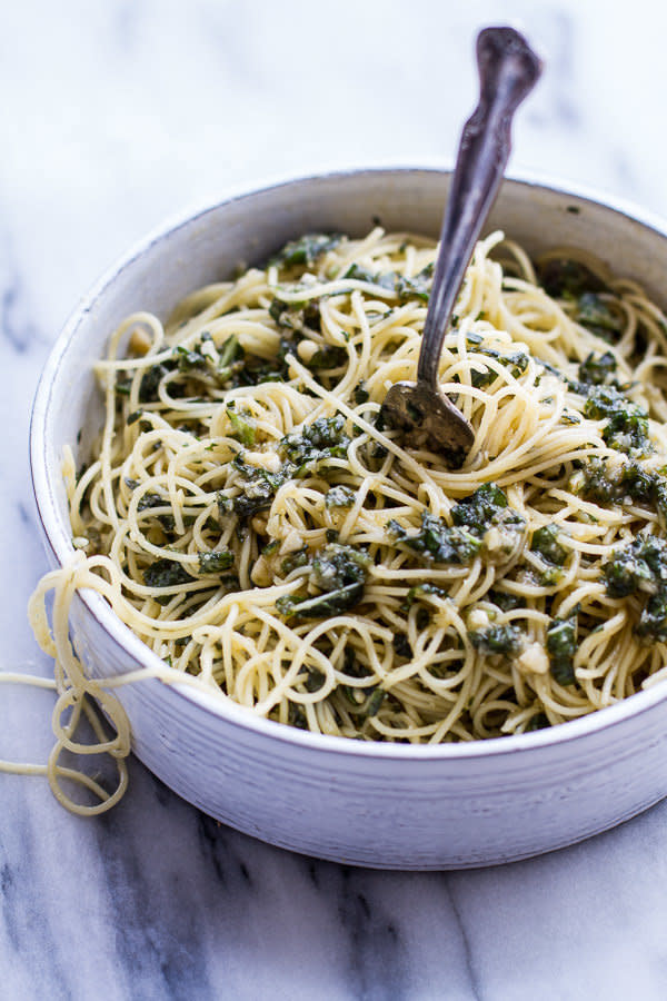 <strong>Get the <a href="http://www.halfbakedharvest.com/20-minute-brown-butter-chunky-basil-pesto-pasta/" target="_blank">Brown Butter Chunky Basil Pesto Pasta recipe </a>from Half Baked Harvest</strong>