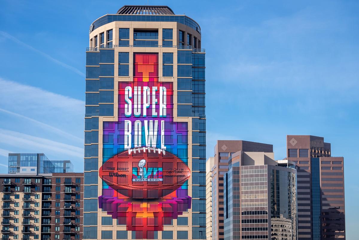 How much are hotel rooms for Super Bowl weekend? A lot. Here is the