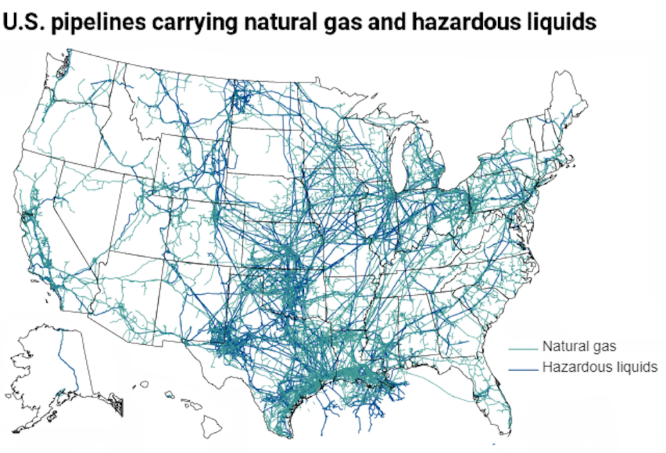 A map shows U.S. pipelines carrying natural gas and hazardous liquids in 2018. More construction has been underway since then. <a href="https://www.gao.gov/products/GAO-19-48" rel="nofollow noopener" target="_blank" data-ylk="slk:GAO and U.S. Department of Transportation;elm:context_link;itc:0;sec:content-canvas" class="link ">GAO and U.S. Department of Transportation</a>
