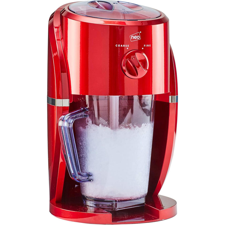 Red frozen drinks maker