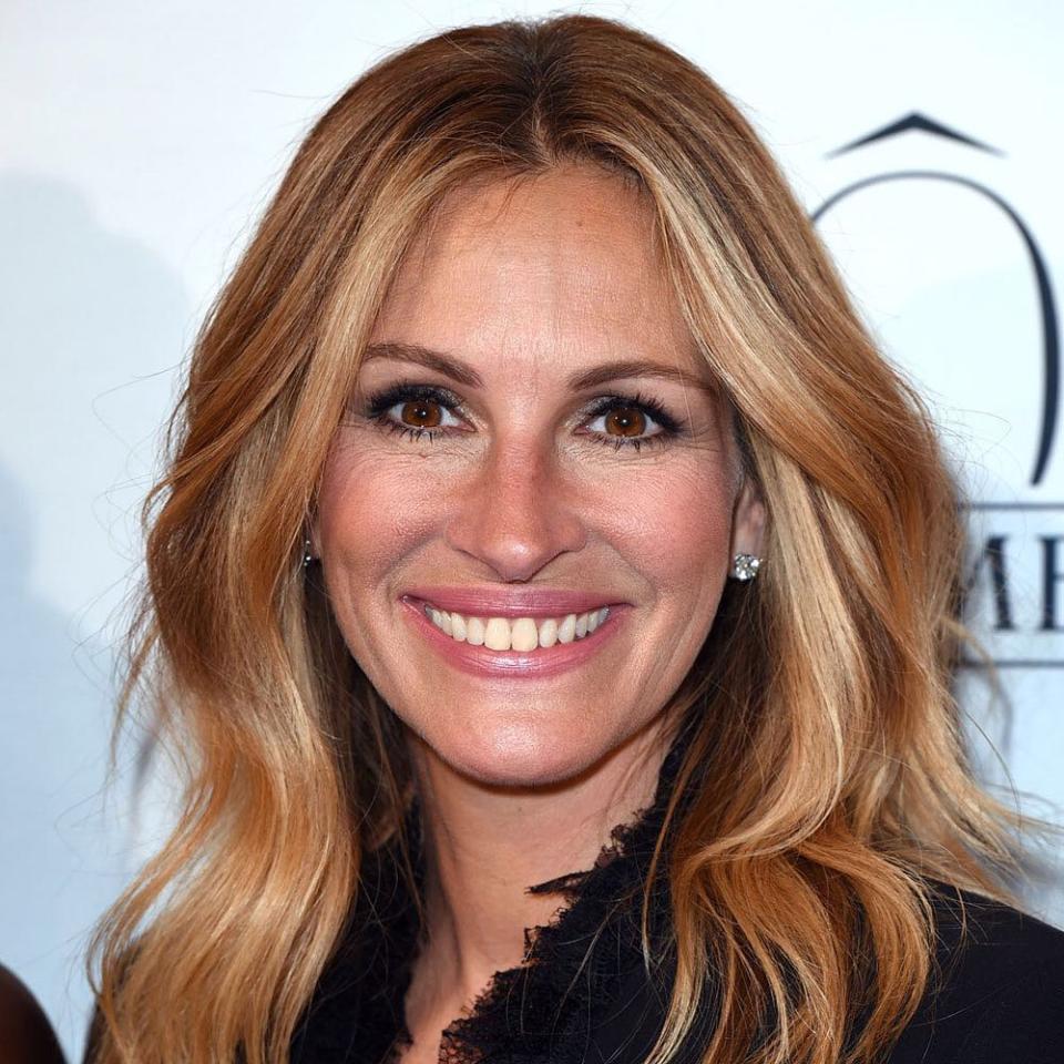 <p>Si algo distingue a “Pretty Woman”, es su enorme sonrisa. Y es que resulta difícil no reconocer su perfecta dentadura./ Foto: Instagram <a rel="nofollow noopener" href="https://www.instagram.com/juliaroberts.official.fan.page/" target="_blank" data-ylk="slk:juliaroberts.official.fan.pag;elm:context_link;itc:0;sec:content-canvas" class="link ">juliaroberts.official.fan.pag</a> </p>