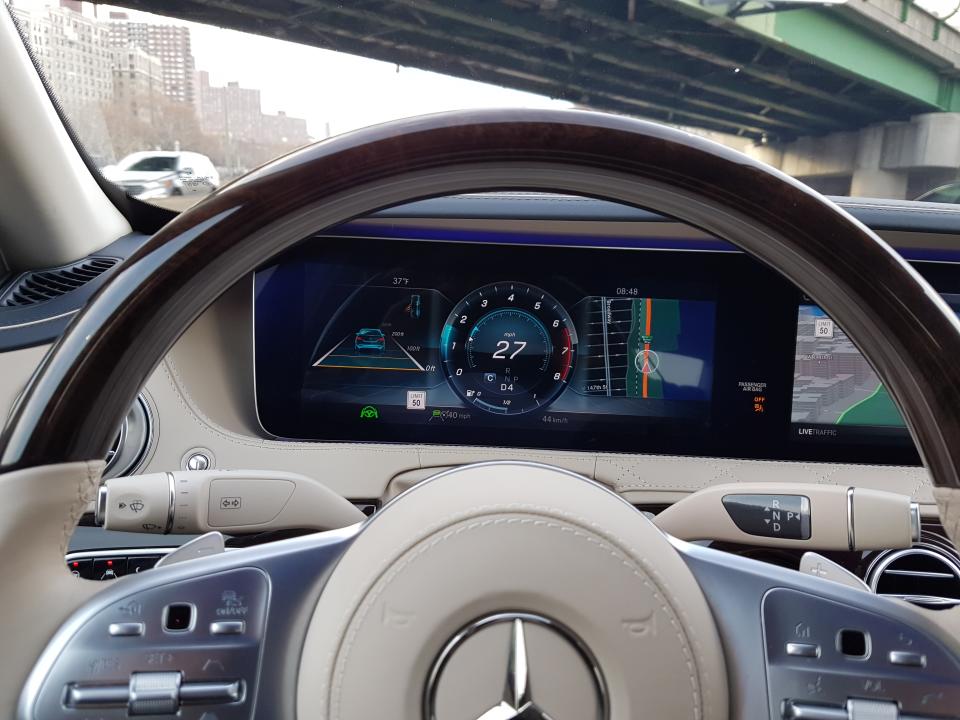 2018 Mercedes-Maybach S560 (credit: Pras Subramanian)