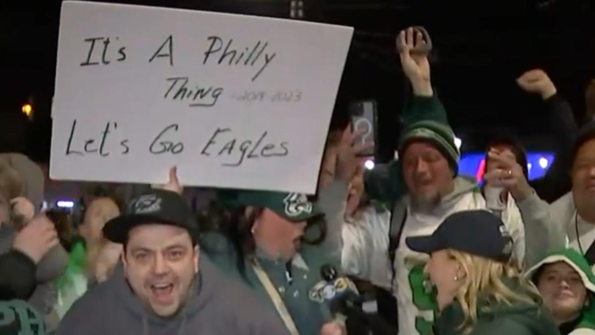 Fans celebrate as the Philadelphia Eagles are Super Bowl bound