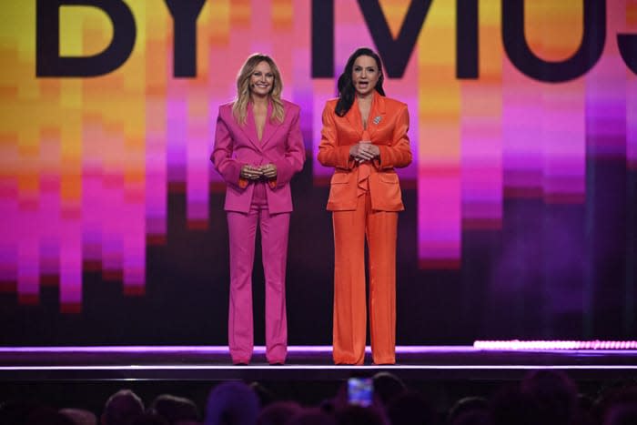 Las presentadoras de la primera semifinal de Eurovisión