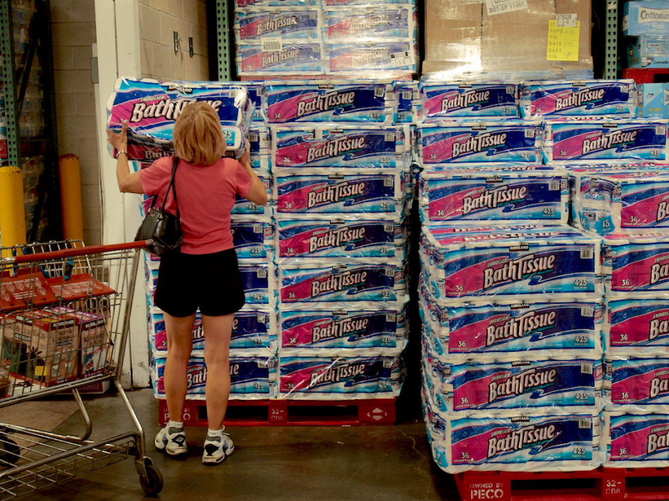 costco shopping toilet paper