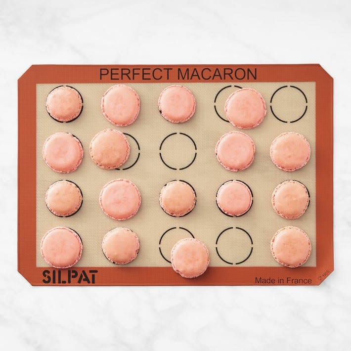 12) Silicone Perfect Macaron Mat