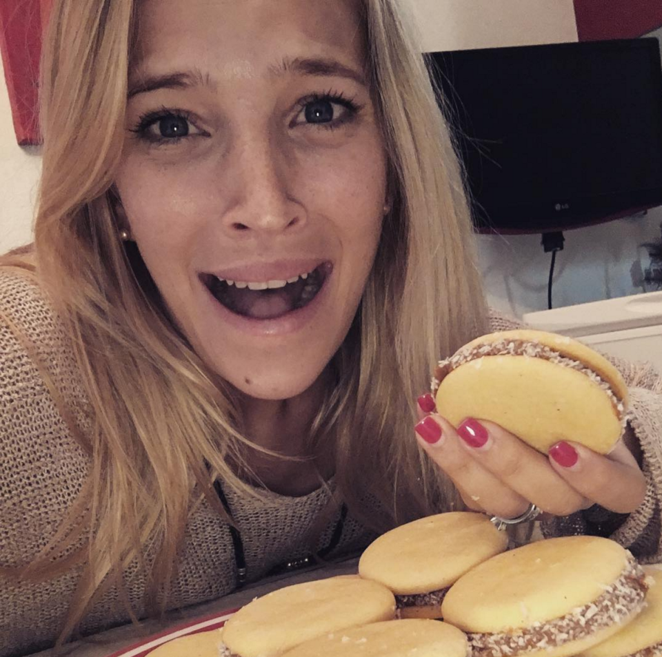 También Luisana sabe hacer la gran especialidad argentina: alfajores de harina fina de maíz rellenos de dulce de leche. ¿Le gustaran a Michael Bublé estas delicias latinoamericanas?