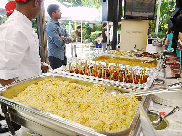 Foods from different ethnic groups are featured in this year's SFF. (Yahoo! photo/Fann Sim)