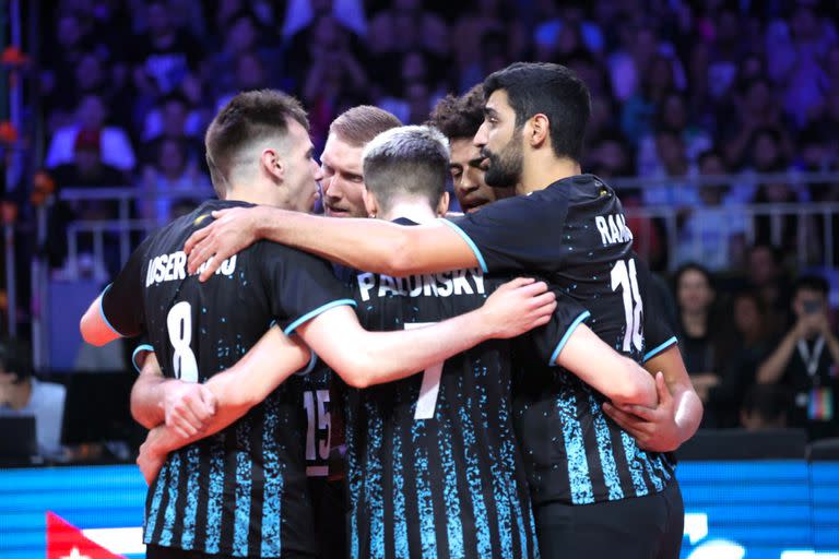 Argentina tuvo un comienzo ideal en la Nations League de voleibol, con una gran victoria sobre Italia