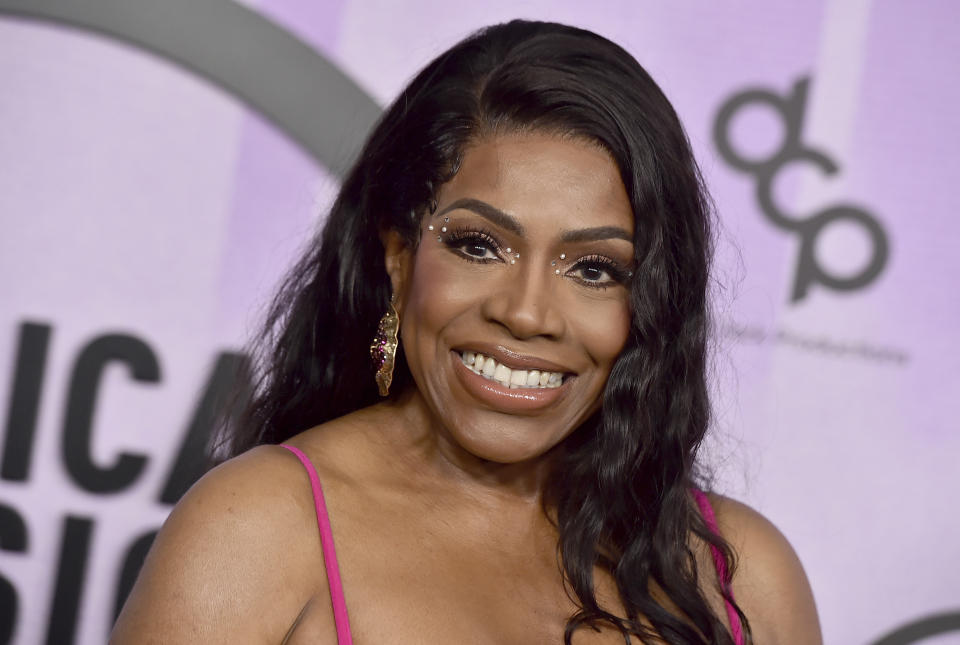 Sheryl Lee Ralph arrives at the American Music Awards on Sunday, Nov. 20, 2022, at the Microsoft Theater in Los Angeles. (Photo by Jordan Strauss/Invision/AP)