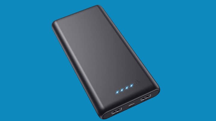 A universally compatible backup power bank to charge your devices