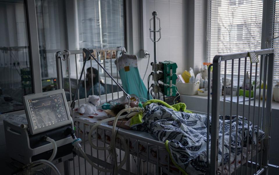  A view from a ward for patients with critical prognosis in a children's hospital in Kyiv, Ukraine - Anadolu