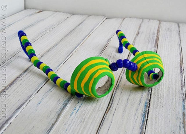 19 Fun Pipe Cleaner Crafts for Kids