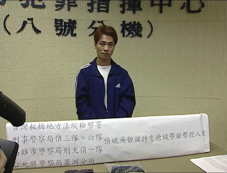 吳哲銘1998年犯下KTV殺人案，近日卻傳出他被監獄違法假釋。（東森新聞提供）